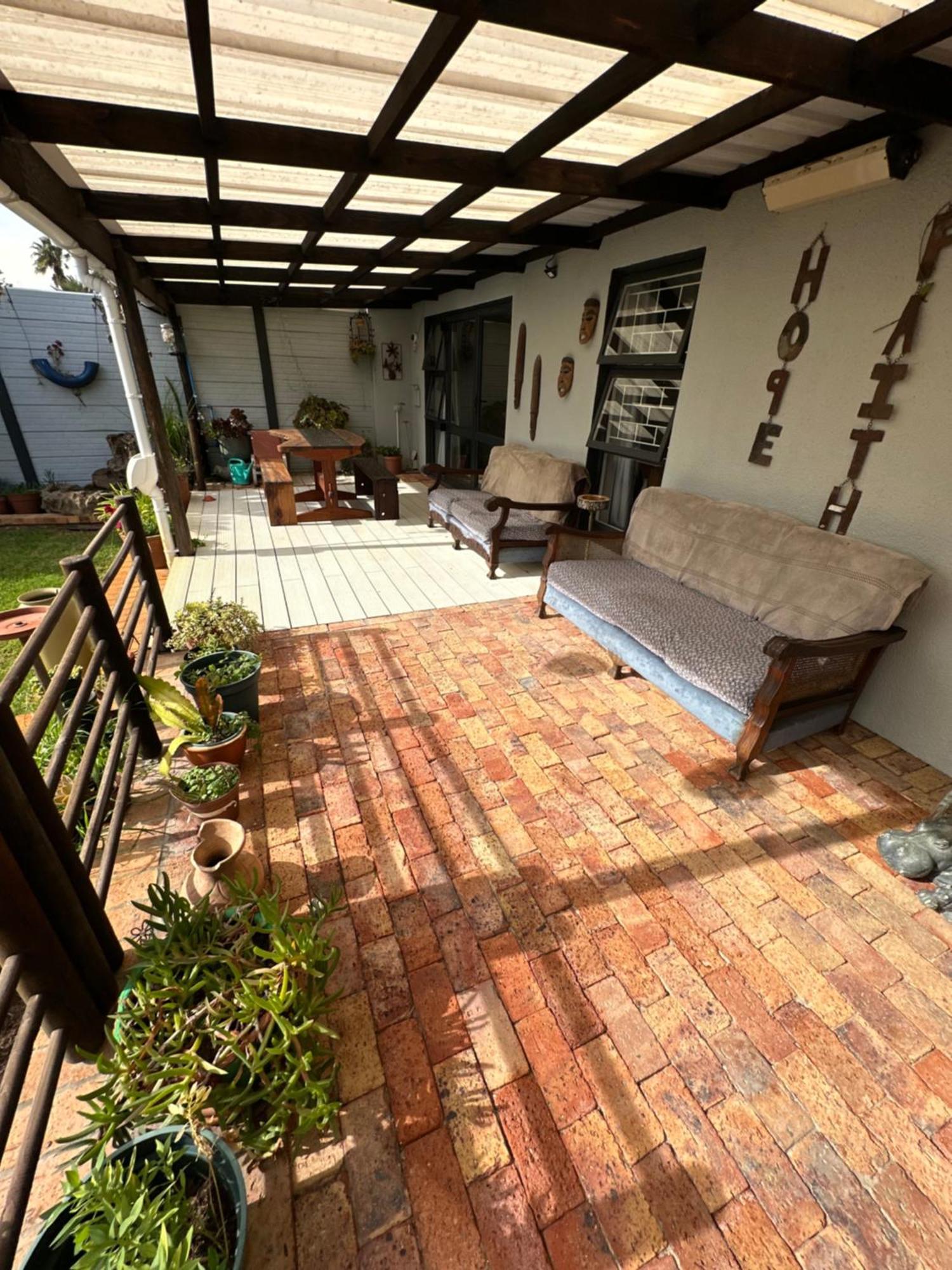 Guest house Duyneguesthouse