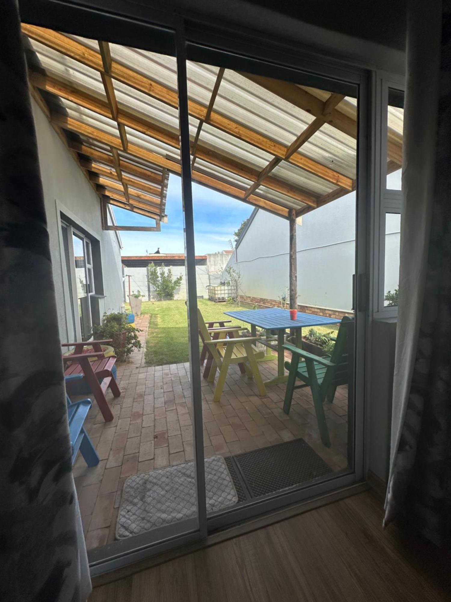 Duyneguesthouse *