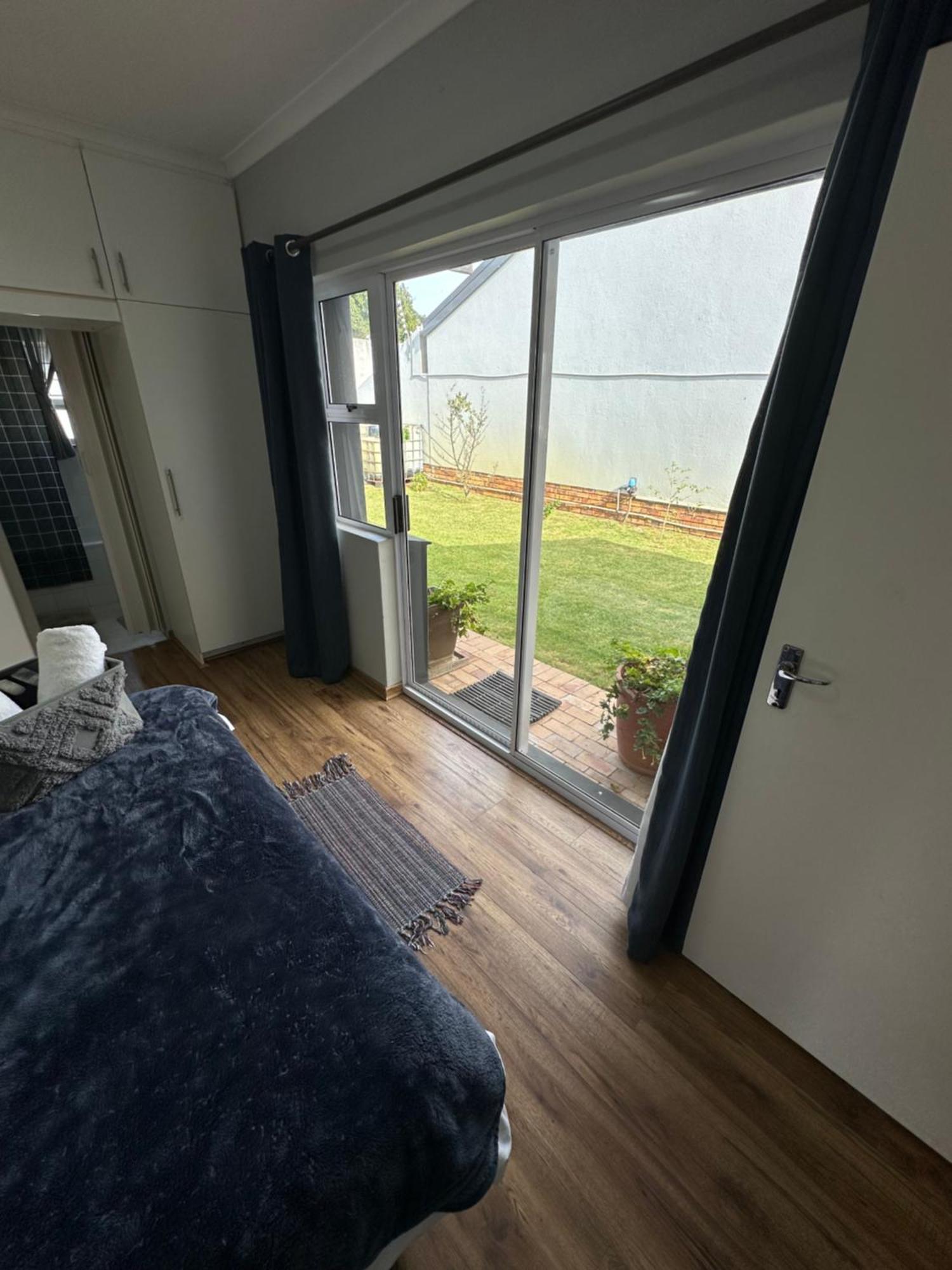 Duyneguesthouse Guest house *